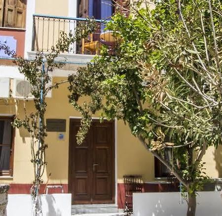 Symi Center Hotel מראה חיצוני תמונה