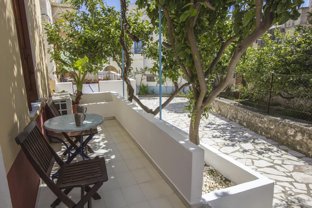 Symi Center Hotel מראה חיצוני תמונה
