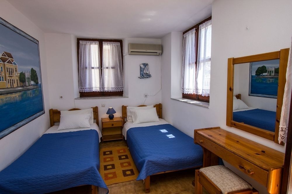 Symi Center Hotel מראה חיצוני תמונה